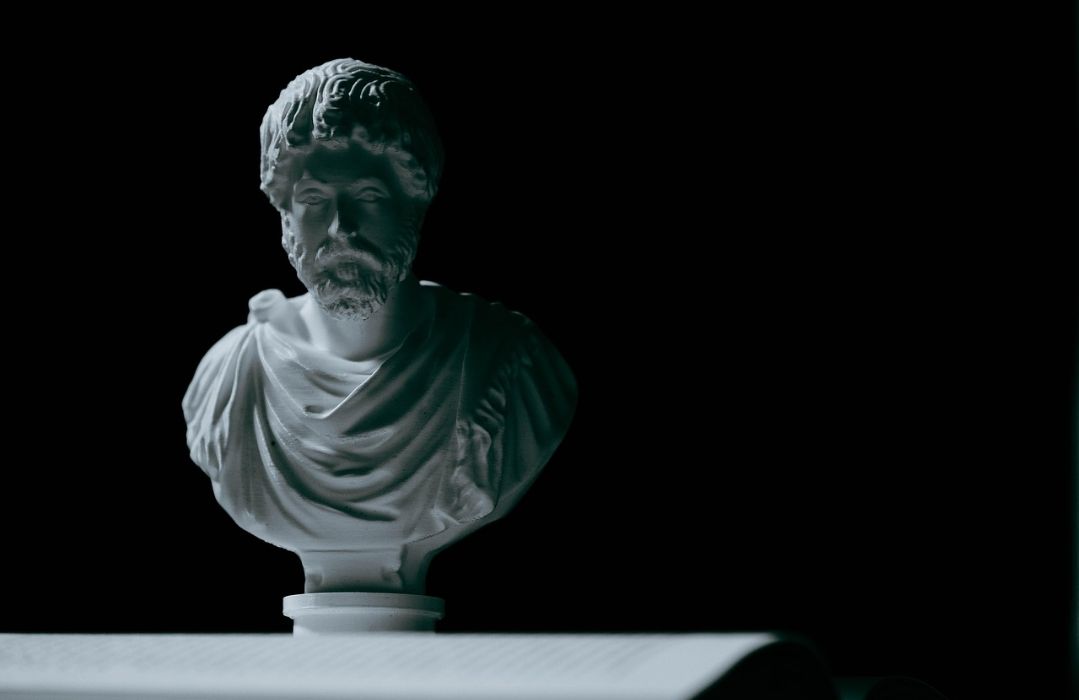 Il  pensiero come necessità. Severino, Messinese e l’illusione della filosofia contemporanea